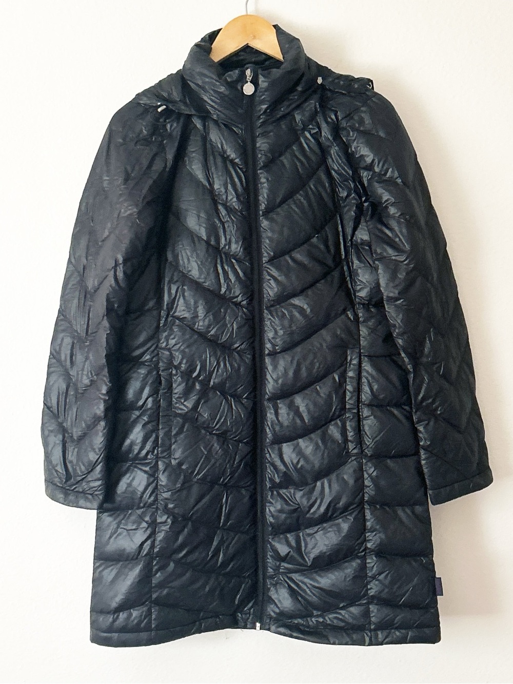 Calvin Klein Lighweight Packable Premium Down Jacket - Picture 2 of 6